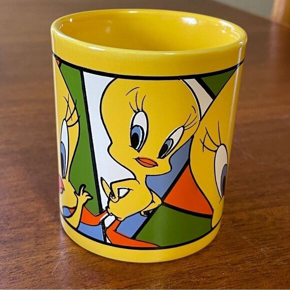 Vintage Warner Bros. Tweety Bird Coffee Mug Yellow Blue White Made In England - Picture 3 of 12